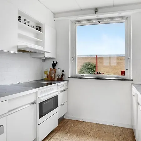 Awesome In With 2 Bedrooms, Sauna And Wifi *