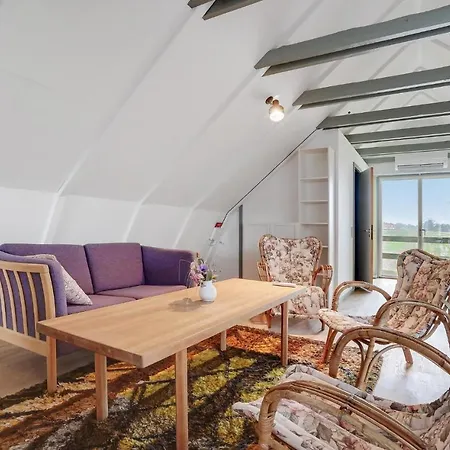 Awesome In With 2 Bedrooms, Sauna And Wifi Hébergement de vacances *