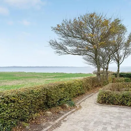 Awesome In With 2 Bedrooms, Sauna And Wifi