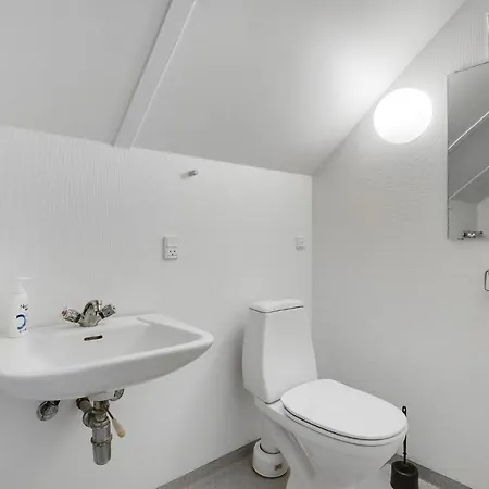 Awesome In With 2 Bedrooms, Sauna And Wifi